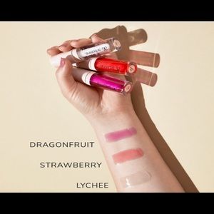 Arbonne lip oil- tinted lip serum-DRAGON FRUIT